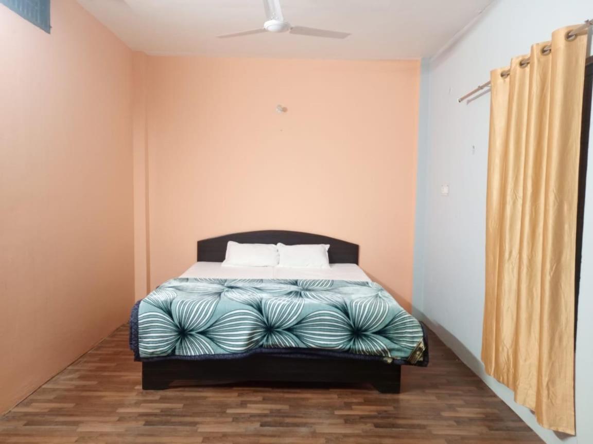 Shri Niwas Homestay Ayodhya Экстерьер фото